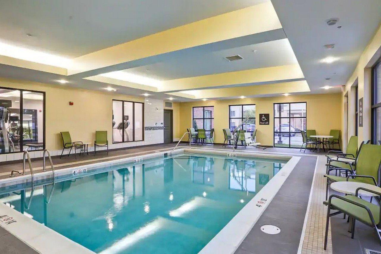 Homewood Suites By Hilton Christiansburg Bagian luar foto
