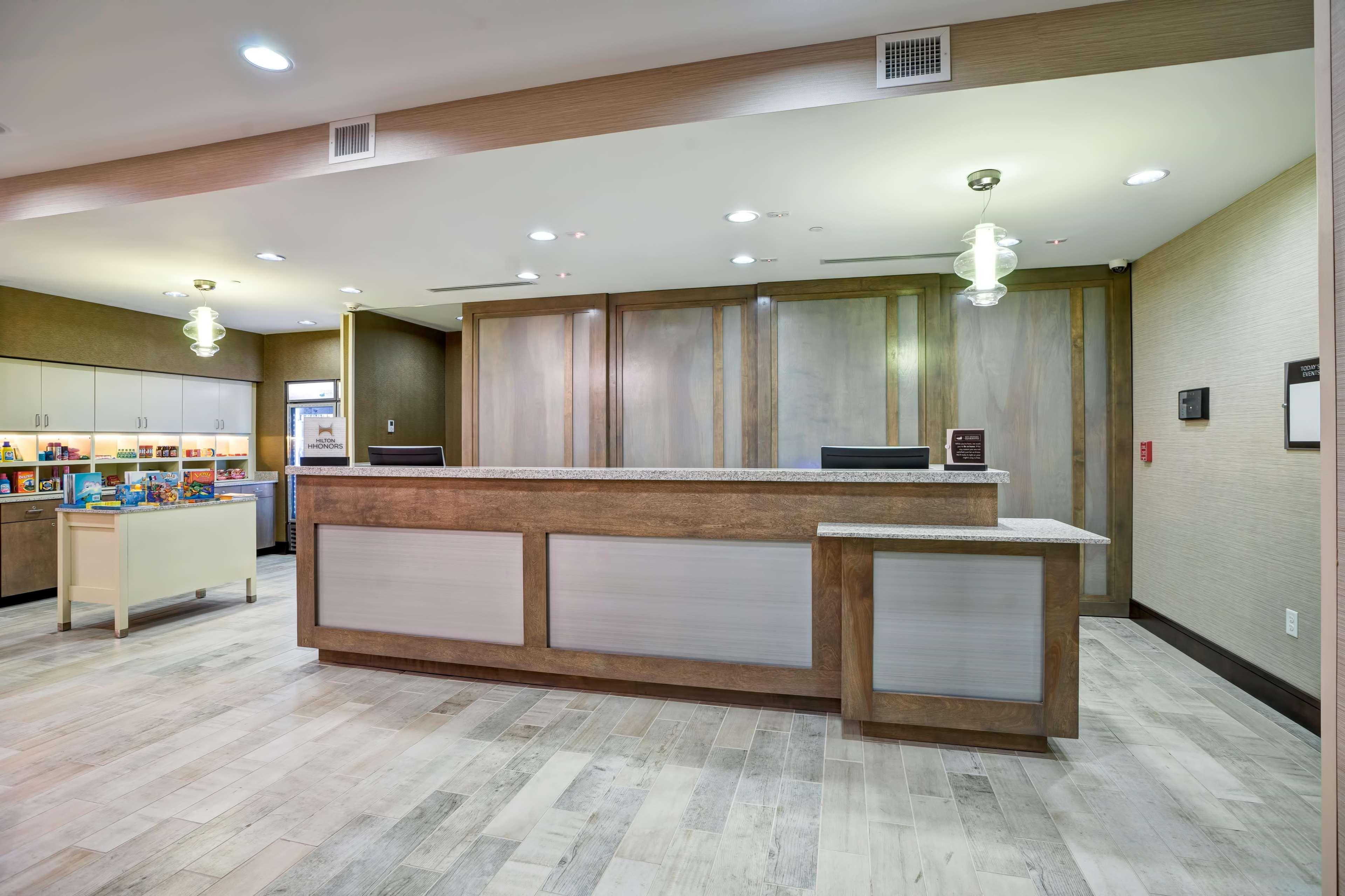 Homewood Suites By Hilton Christiansburg Bagian luar foto