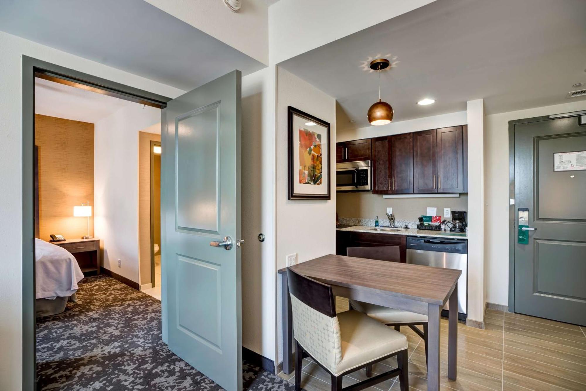 Homewood Suites By Hilton Christiansburg Bagian luar foto