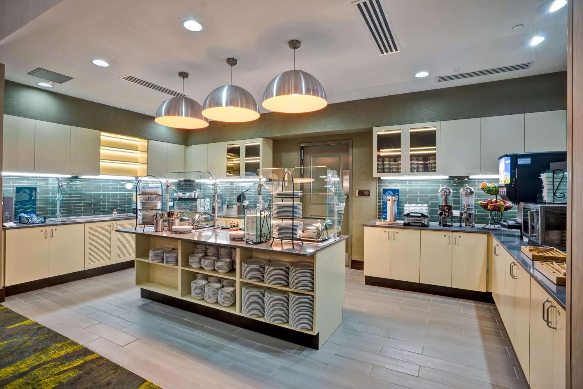 Homewood Suites By Hilton Christiansburg Bagian luar foto