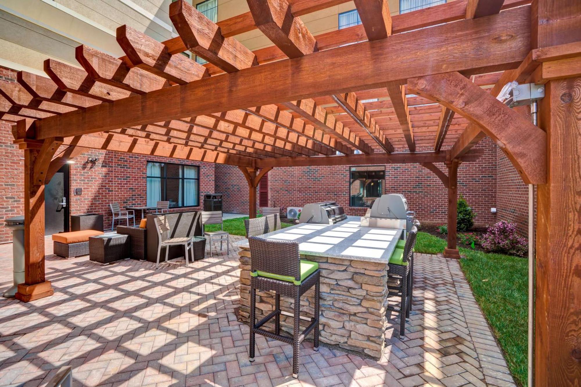 Homewood Suites By Hilton Christiansburg Bagian luar foto